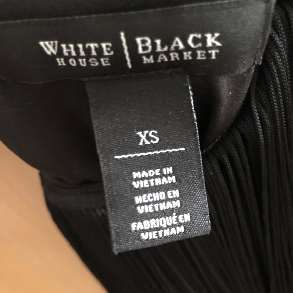 Black shift dress with layered fringe. - Picture 2 of 3